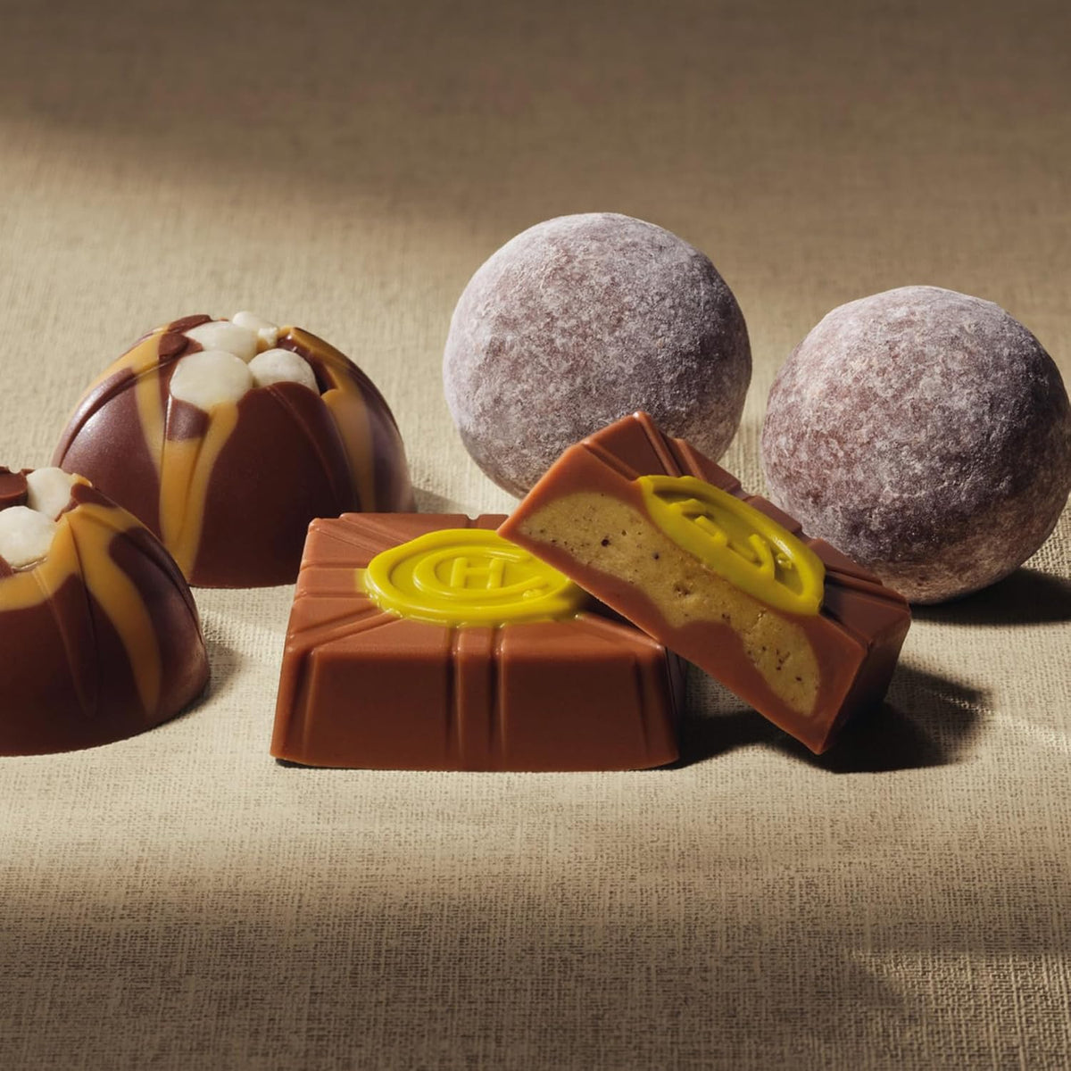 Hotel Chocolat Everything Boxed Selection – 18-Piece, 210g